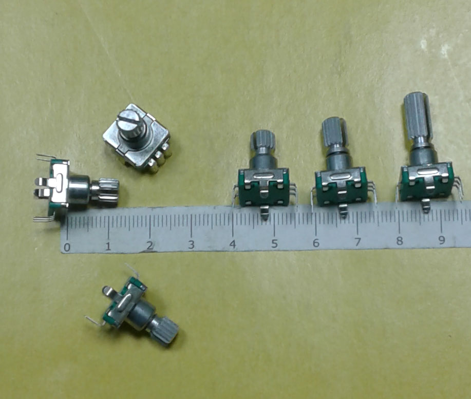 Энкодер №19 с кнопкой EC11-1SD5x4,5-L12 KQ 